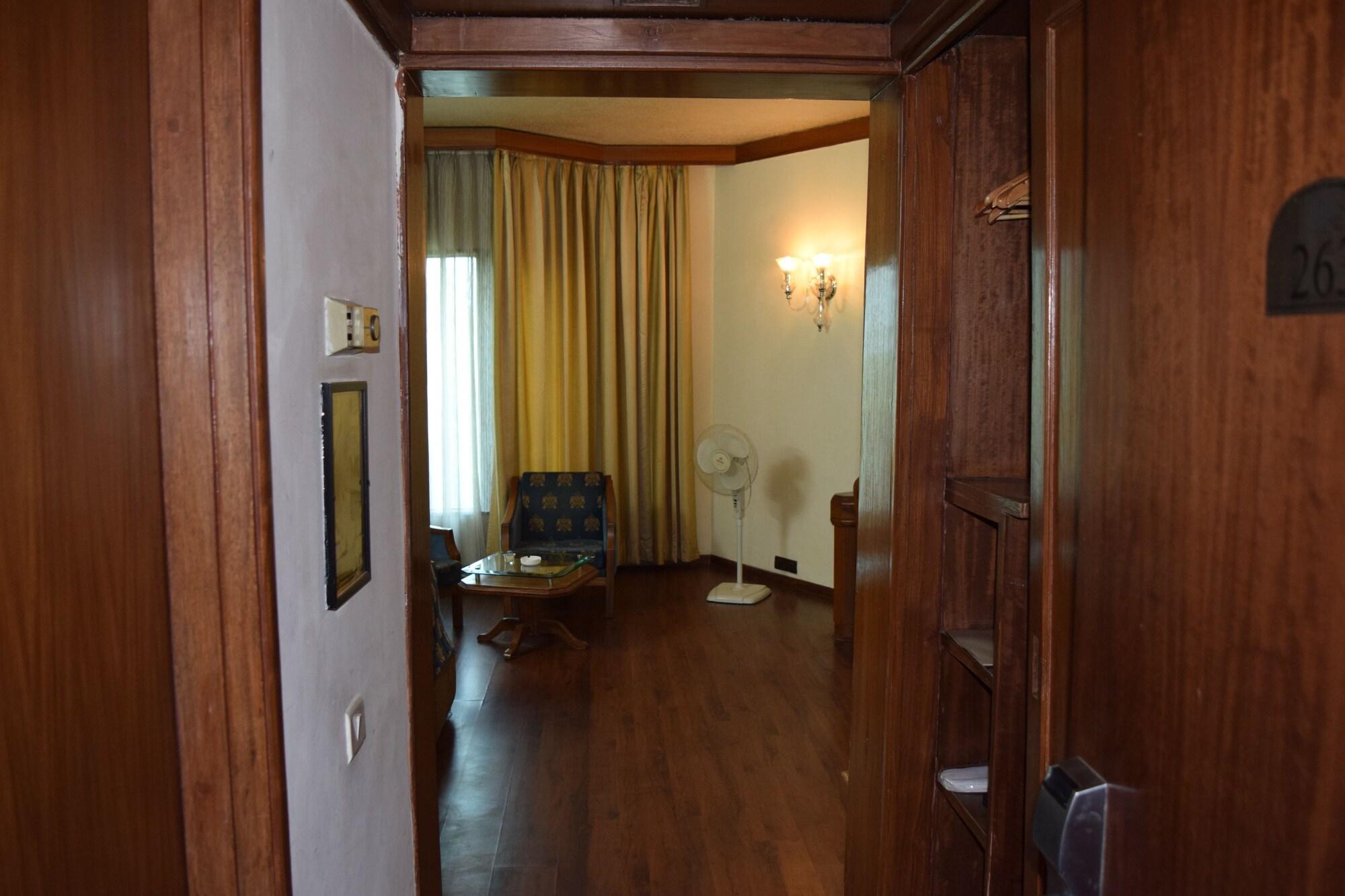 Hotel Samrat, นิวเดลี ภายนอก รูปภาพ