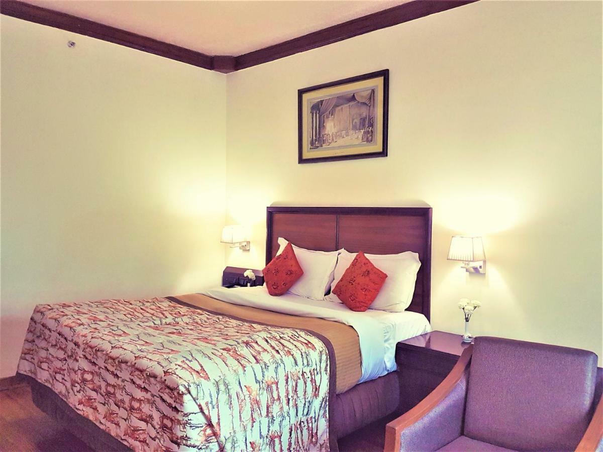 Hotel Samrat, นิวเดลี ภายนอก รูปภาพ