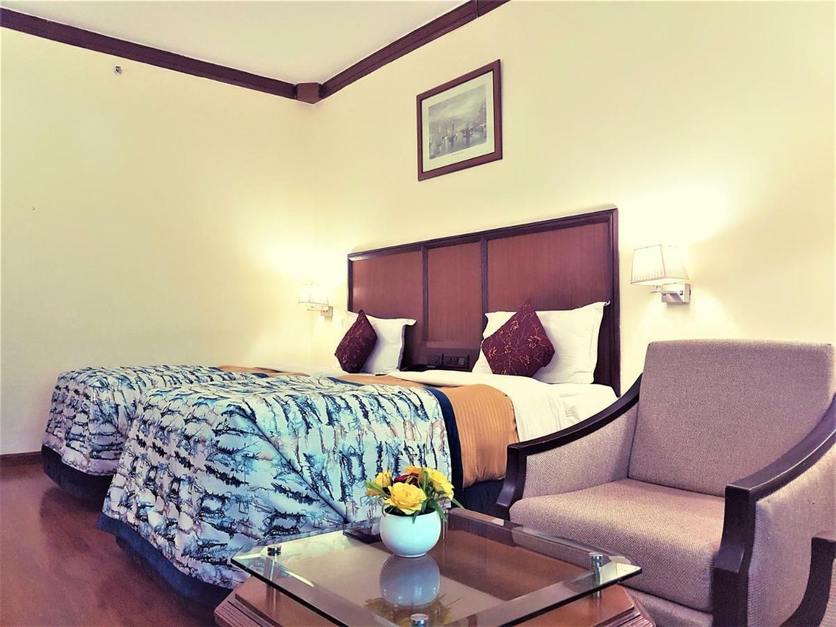 Hotel Samrat, นิวเดลี ภายนอก รูปภาพ